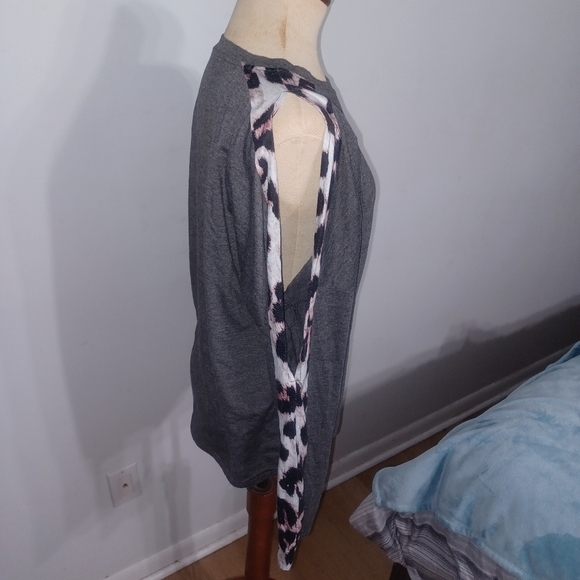 Shein - Long Open Sleeve Top- W Size Large - Picture 2 of 6